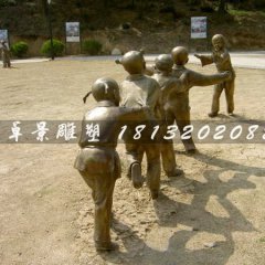 老鷹抓小雞雕塑，兒童游戲銅雕，廣場人物雕塑