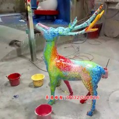 玻璃鋼彩色小鹿雕塑，卡通小鹿雕塑