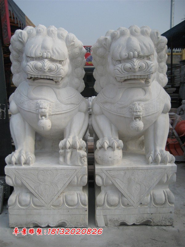 白色石頭獅子雕塑，白色石獅子 (2)