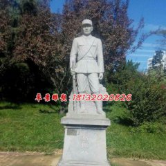 革命烈士雕塑，廣場(chǎng)英雄石雕