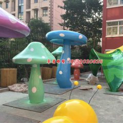 玻璃鋼蘑菇雕塑，彩色蘑菇雕塑