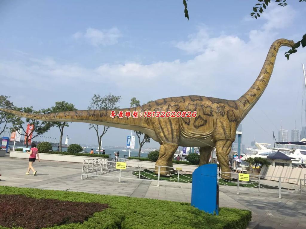 玻璃鋼恐龍雕塑，玻璃鋼仿真恐龍雕塑
