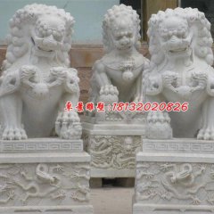 漢白玉石獅子雕塑，石雕看門獅