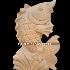 晚霞紅石雕魚，公園噴泉魚石雕