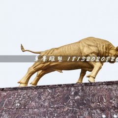 奔牛銅雕，廣場(chǎng)銅牛雕塑