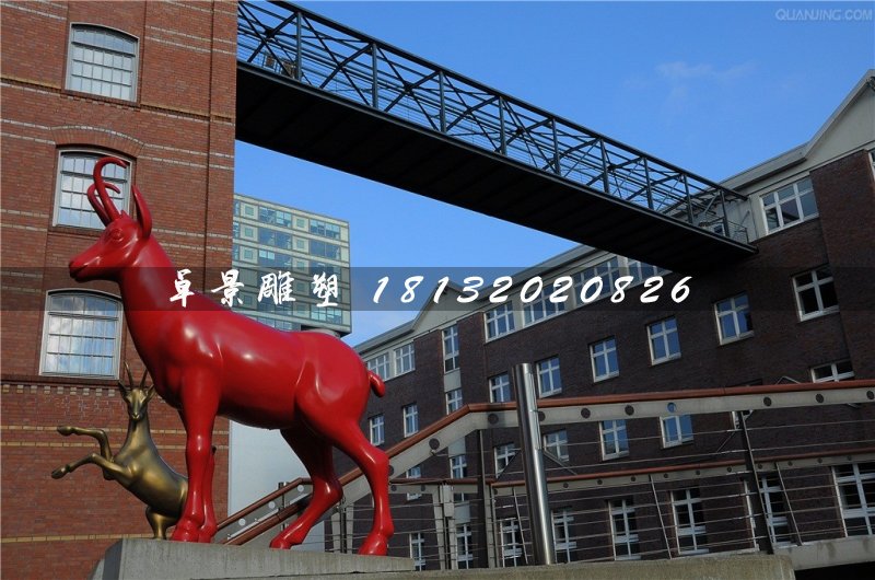 鹿雕塑，玻璃鋼動(dòng)物雕塑