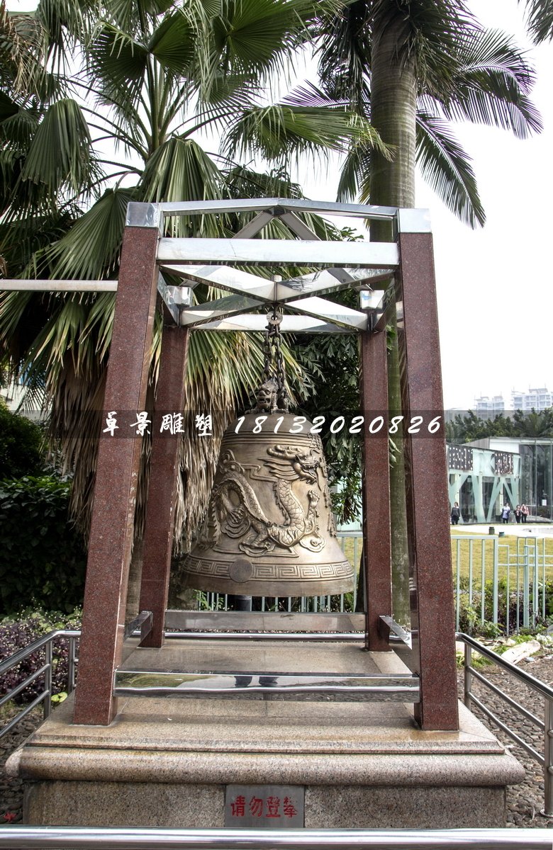 龍浮雕鐘雕塑，銅鐘雕塑