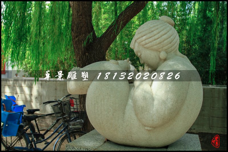 抽象母女石雕，公園景觀石雕