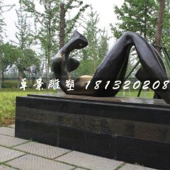 抽象人物銅雕，公園雕塑