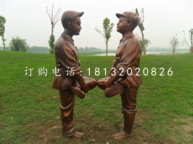 小孩斗雞銅雕，公園人物雕塑
