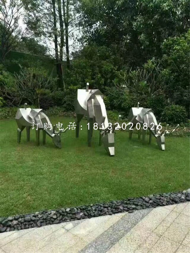 小鹿吃草雕塑，不銹鋼動物 (3)