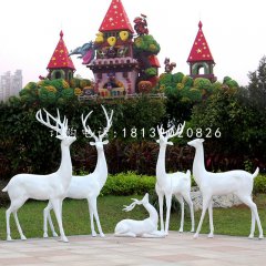 白色小鹿雕塑，玻璃鋼動物