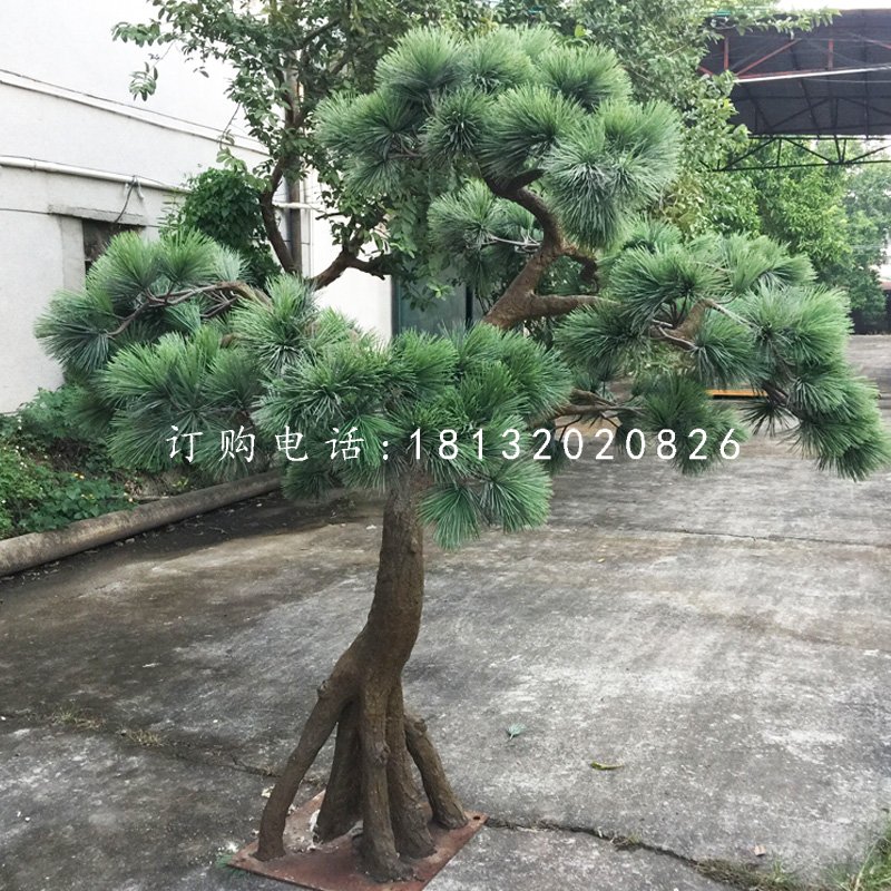 松樹(shù)雕塑，玻璃鋼仿真樹(shù)木