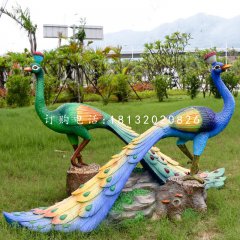 彩繪孔雀雕塑，玻璃鋼動(dòng)物雕塑