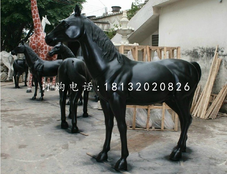 黑馬雕塑，玻璃鋼噴漆雕塑