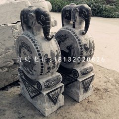 青石仿古大象門墩，門口抱鼓石