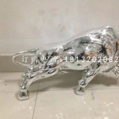 開荒牛雕塑，廣場不銹鋼牛雕塑
