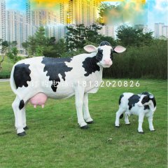 仿真奶牛雕塑，玻璃鋼仿真動物