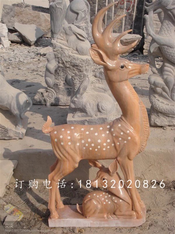 石雕梅花鹿雕塑，公園母子鹿雕塑.jpg