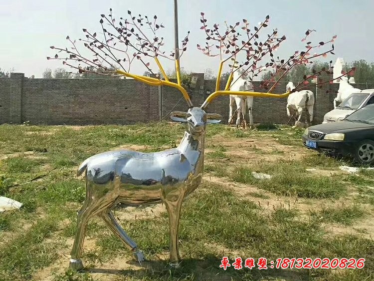 公園動(dòng)物雕塑，不銹鋼鏡面鹿雕塑
