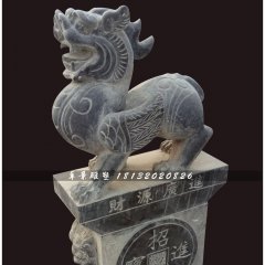 青石招財(cái)貔貅，神獸石雕