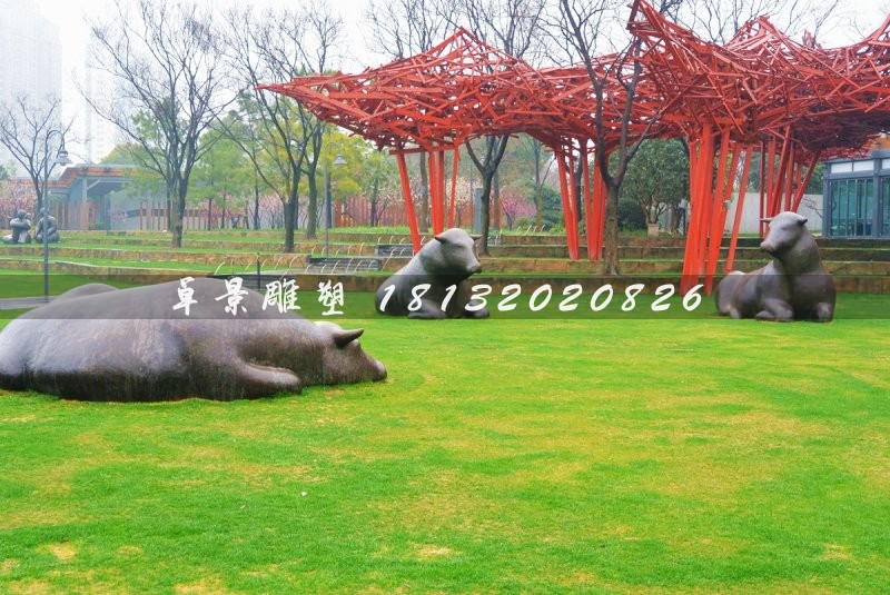 抽象牛銅雕，公園動(dòng)物銅雕